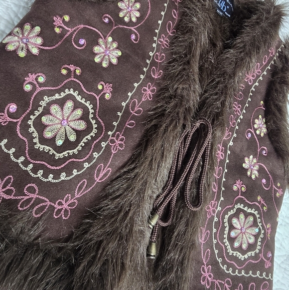 Vintage Y2K Urban Behavior Brown Faux Fur Suede Embroidered Vest Gilet - Picture 5 of 14